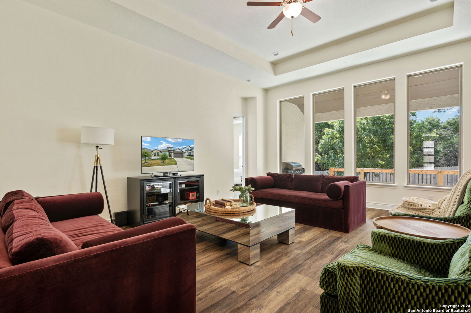 9036 Raven Pointe