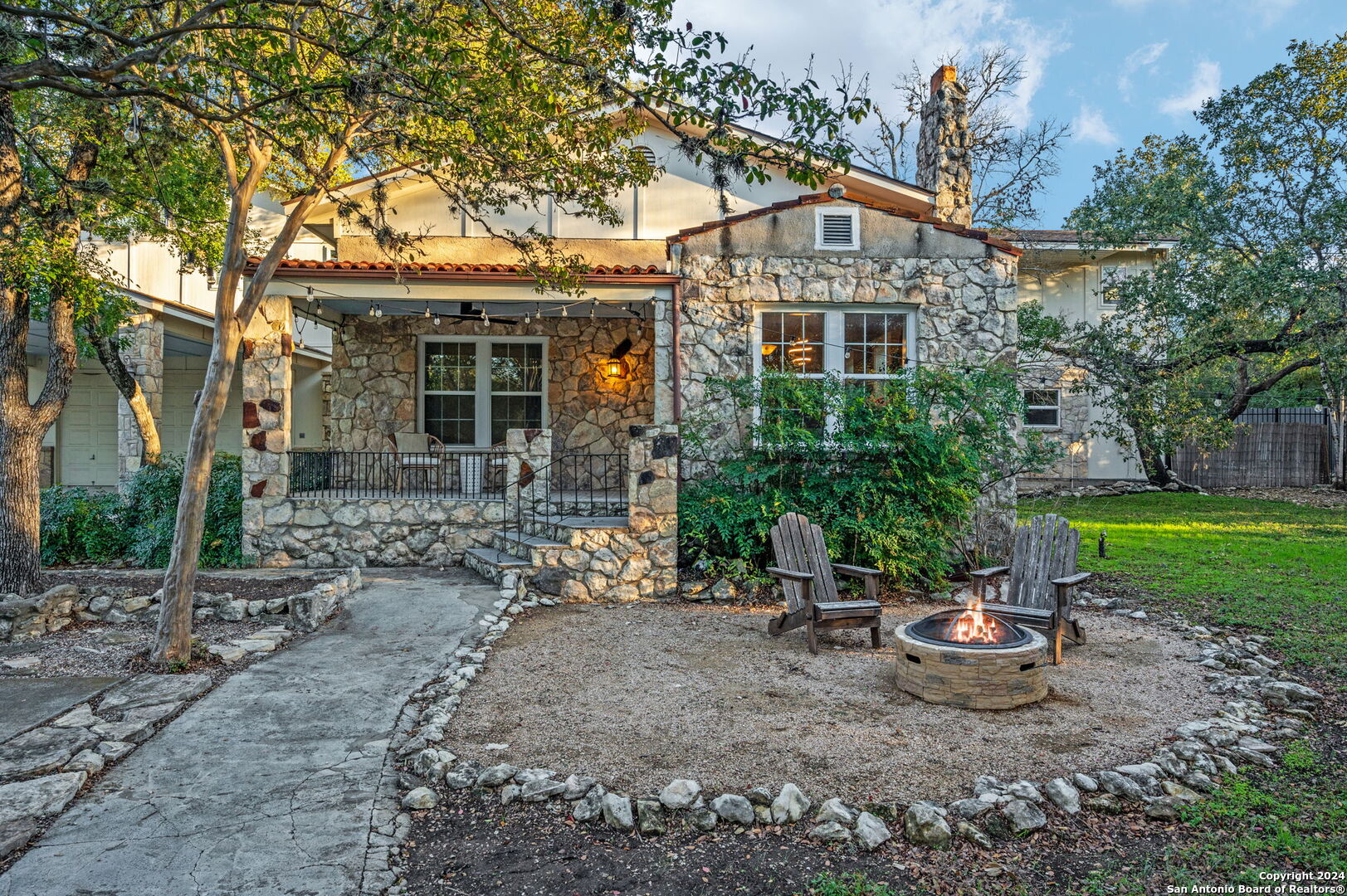 10234 DREAMLAND DR