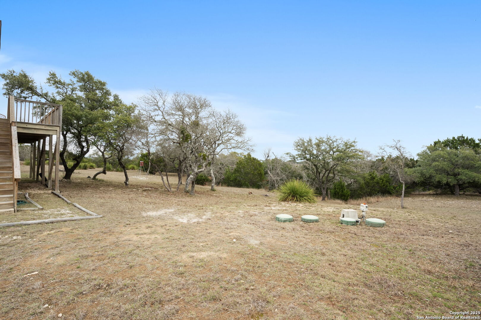 404 Lake Side Circle