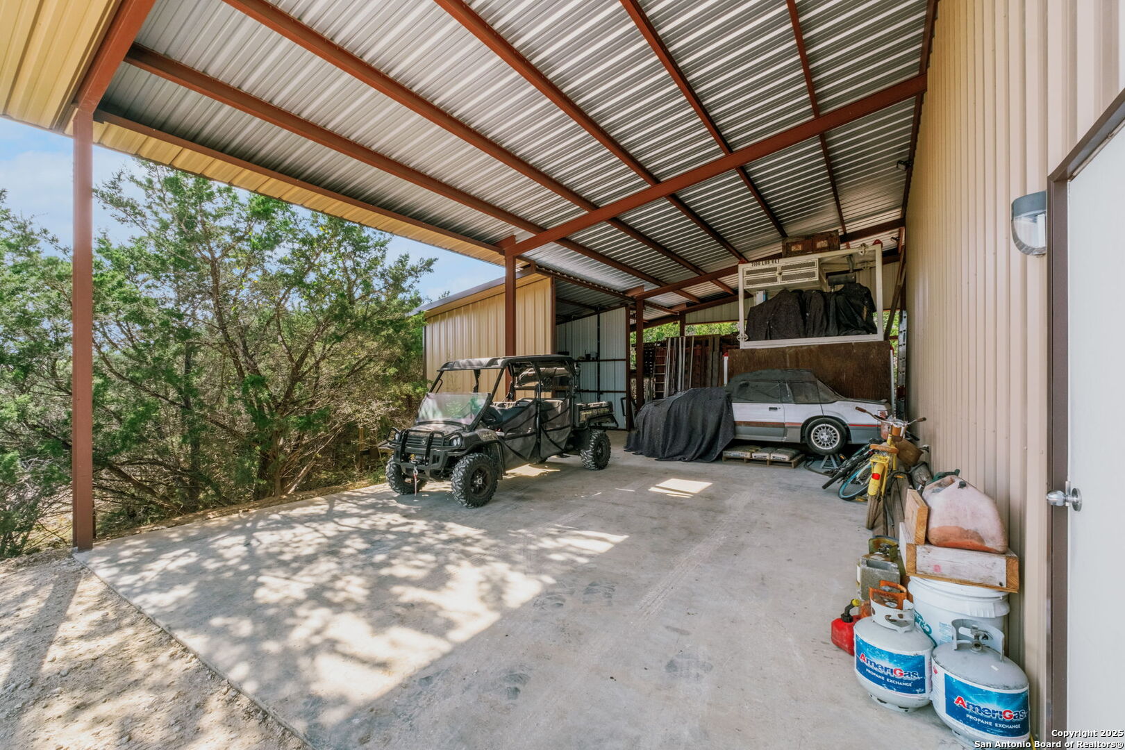 124 Hoskins Trail