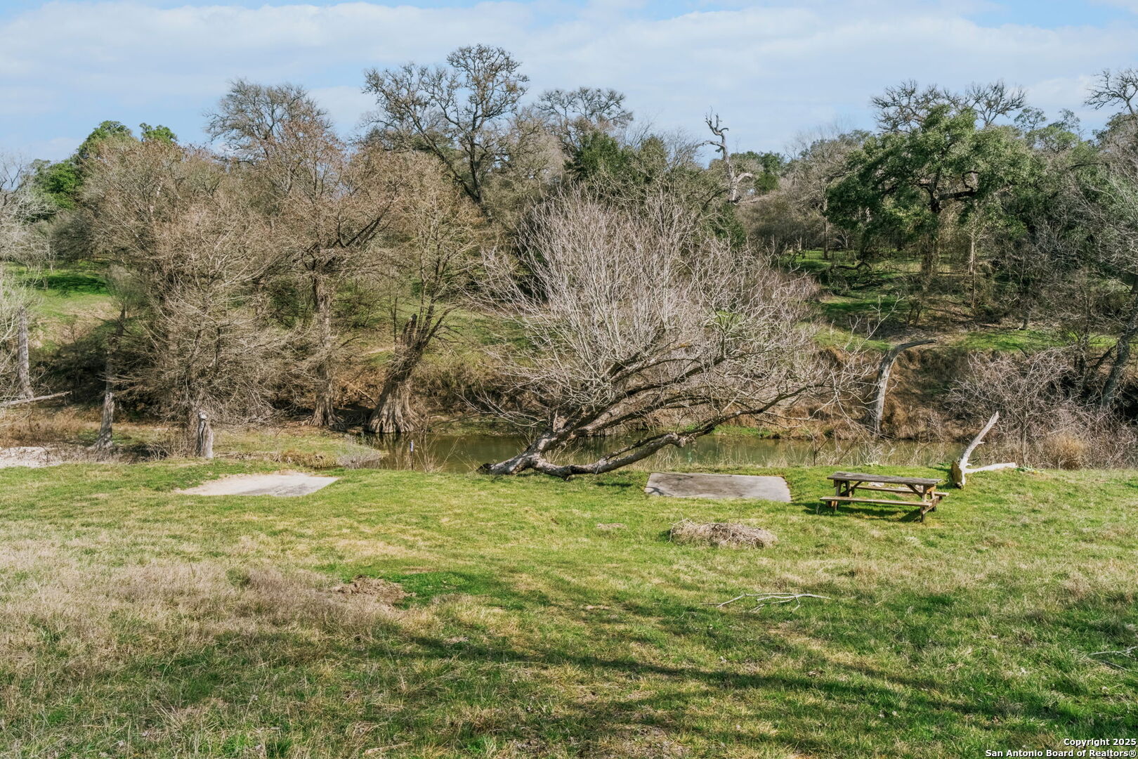 124 Hoskins Trail