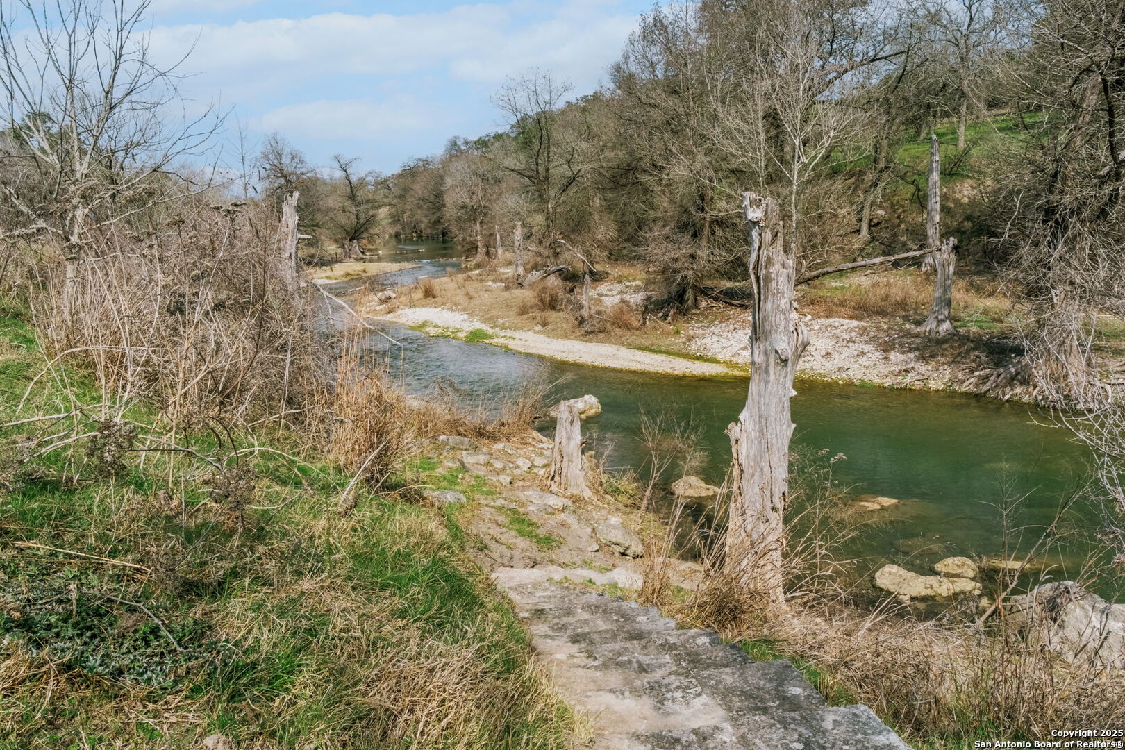 124 Hoskins Trail