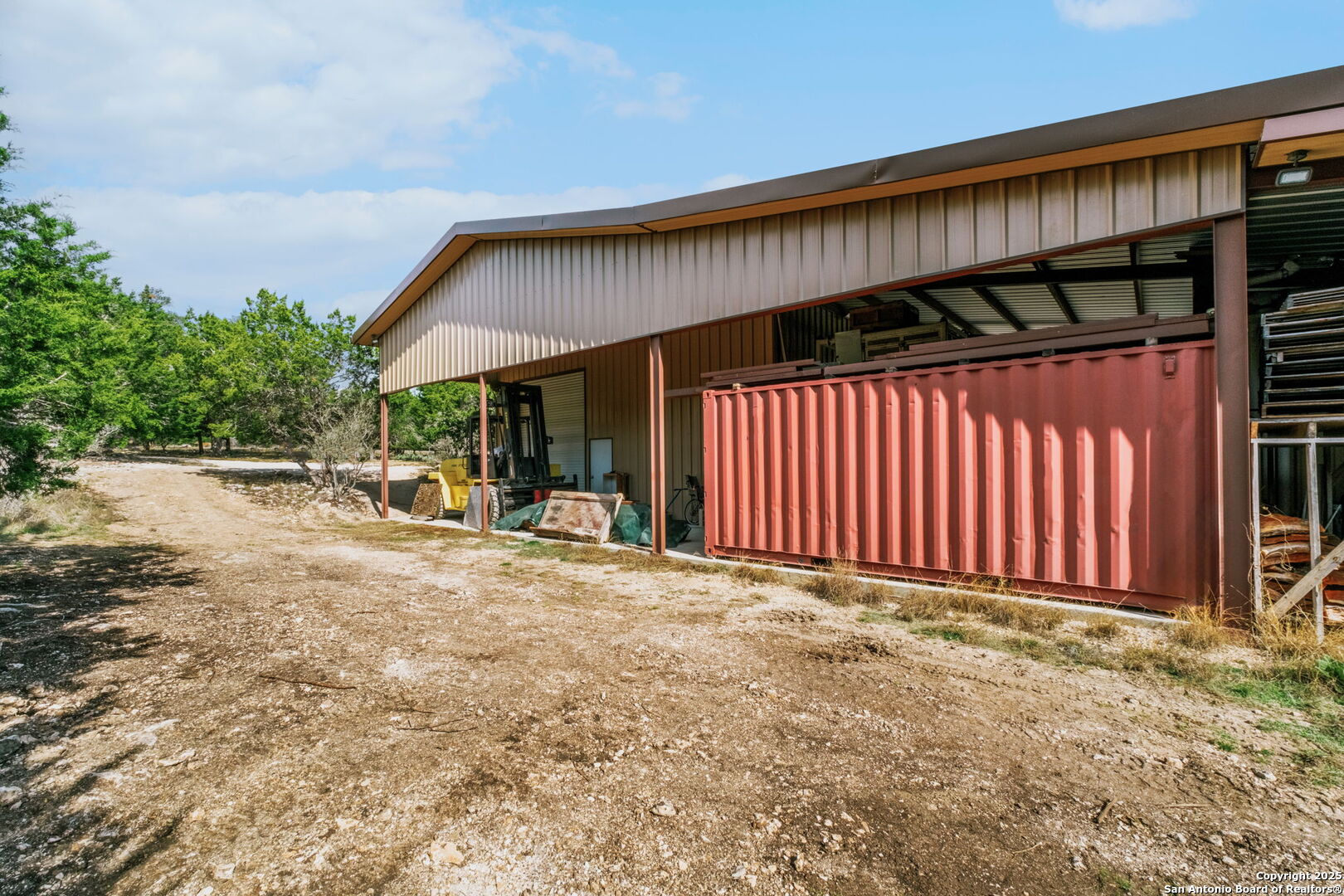124 Hoskins Trail