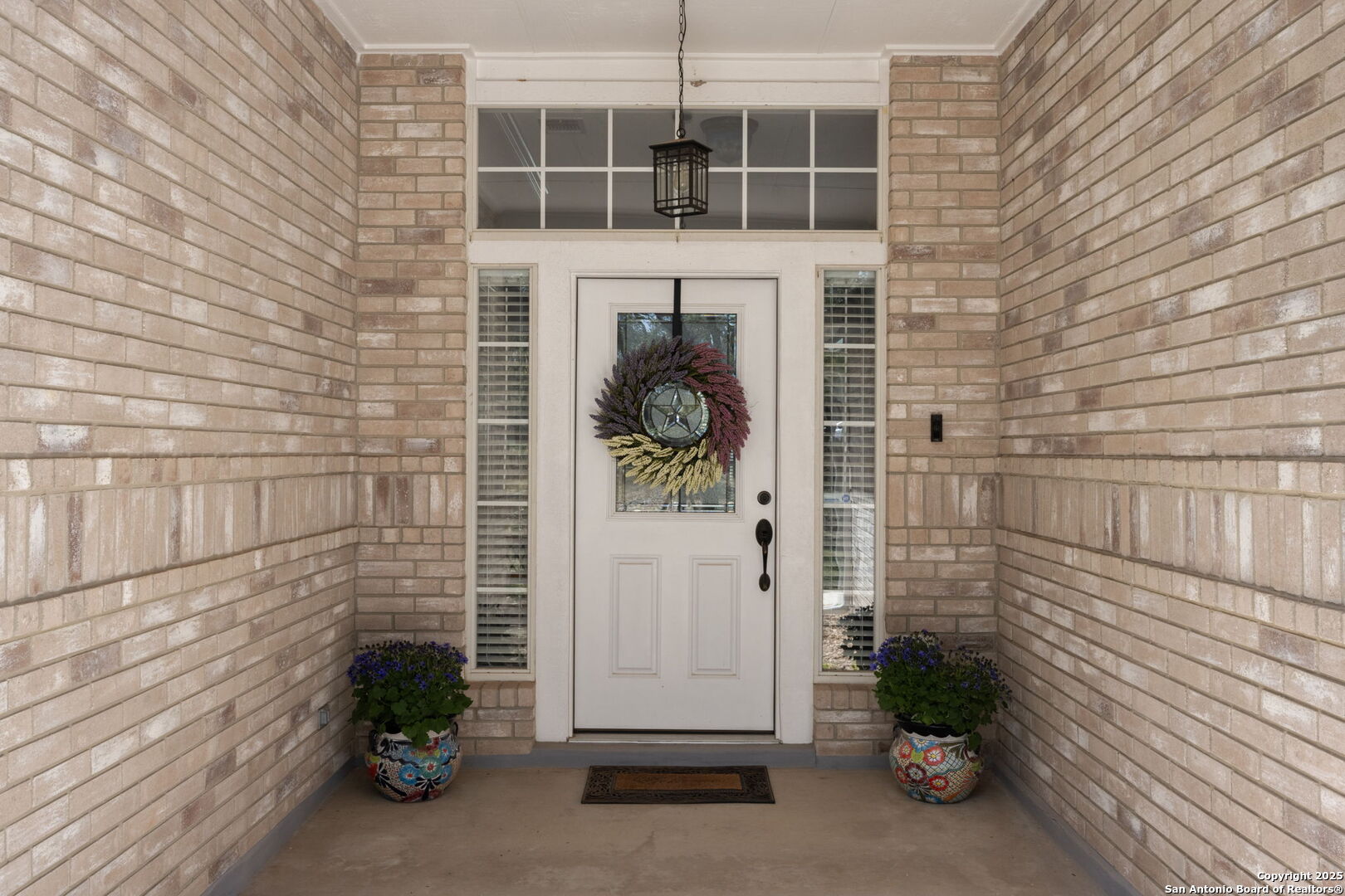 104 Kendall View Dr.
