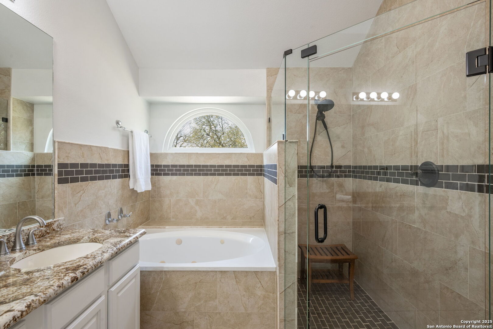 104 Kendall View Dr.