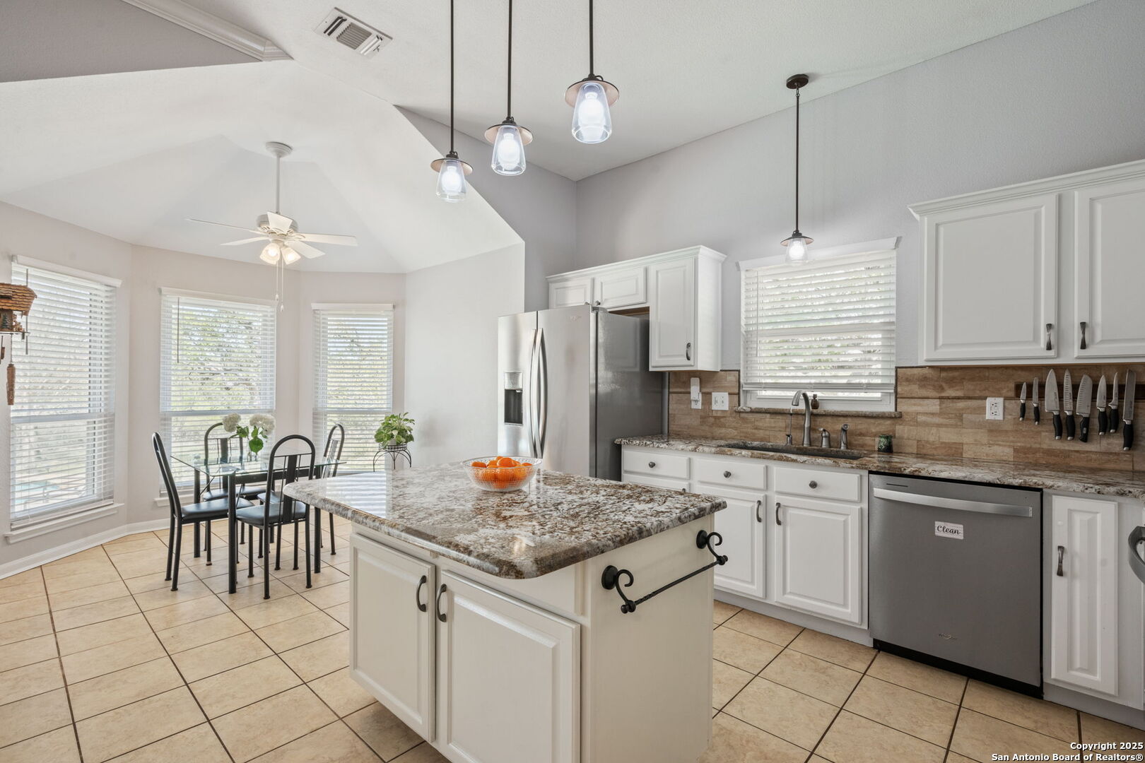 104 Kendall View Dr.