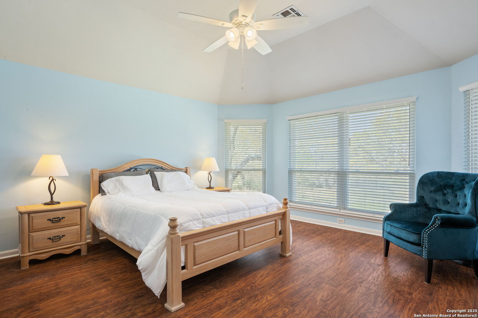 104 Kendall View Dr.