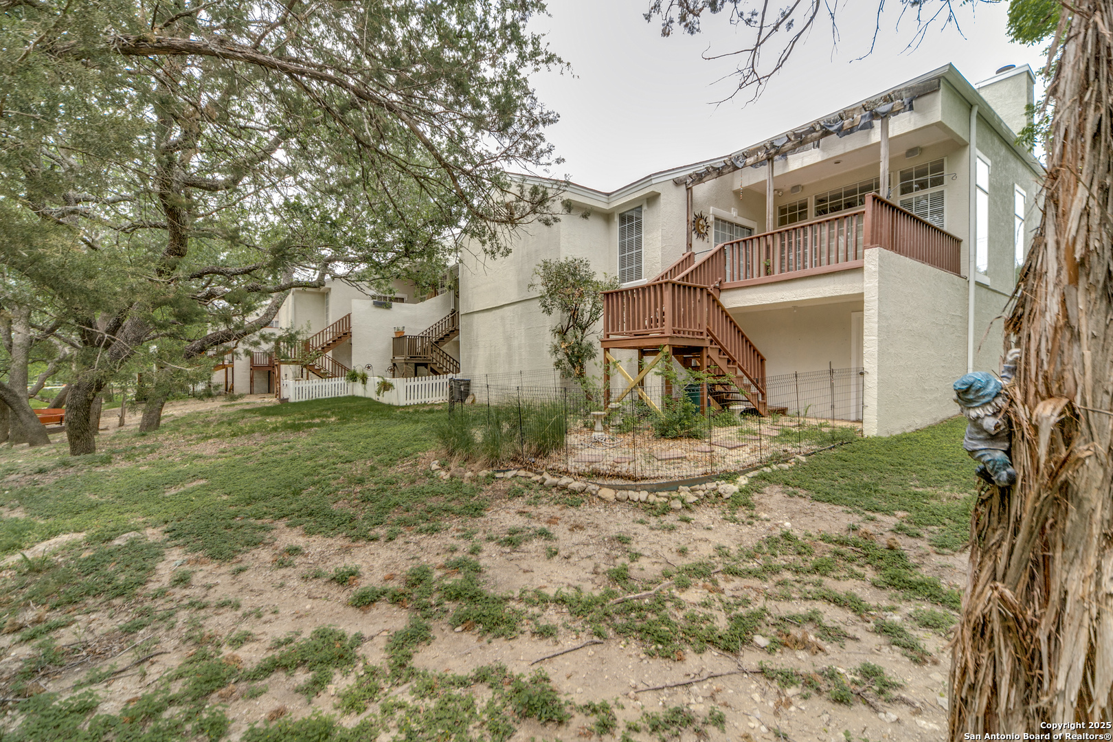 1323 Paragon Place