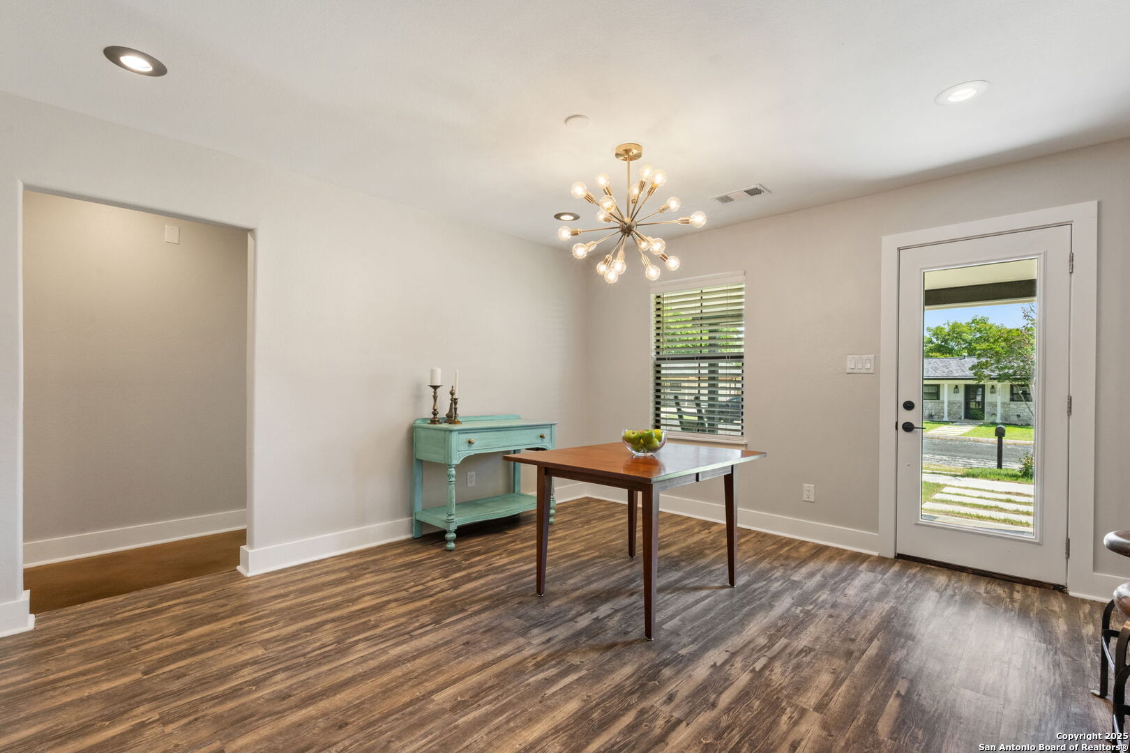 204 Shadywood