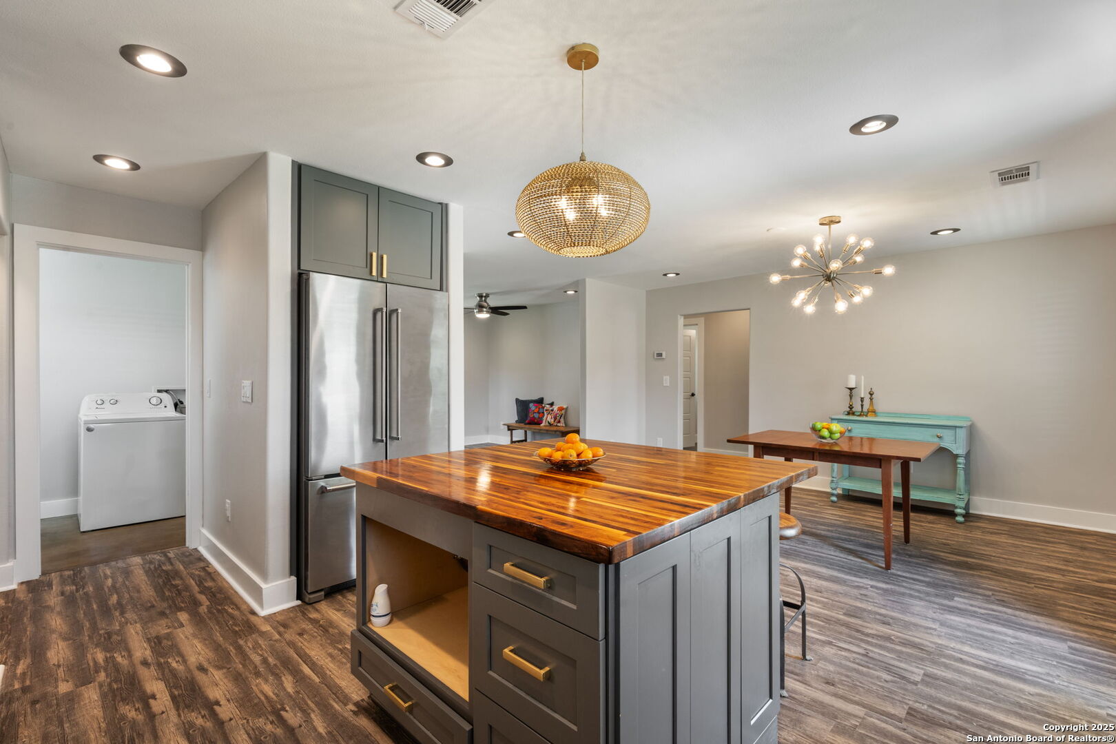 204 Shadywood