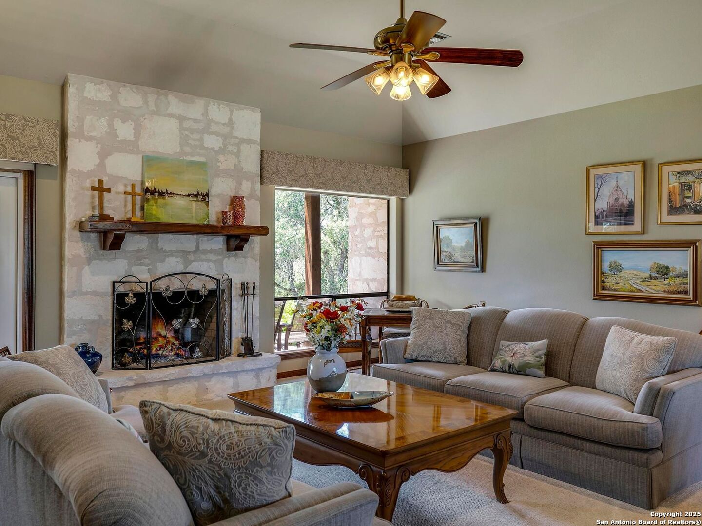 7816 Rocking Horse Ln