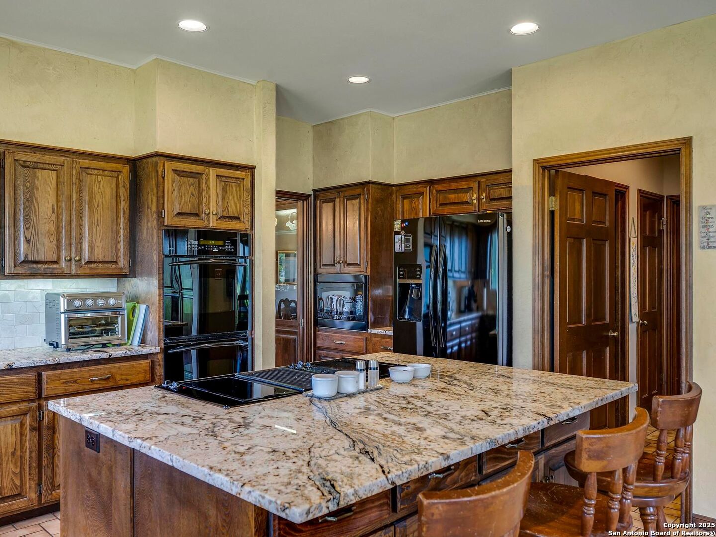 7816 Rocking Horse Ln