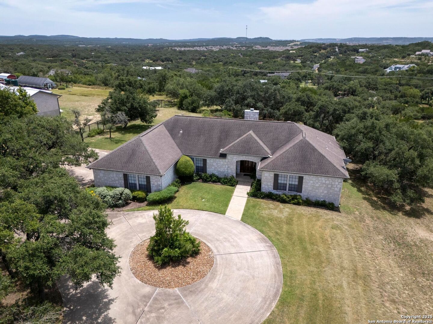 7816 Rocking Horse Ln