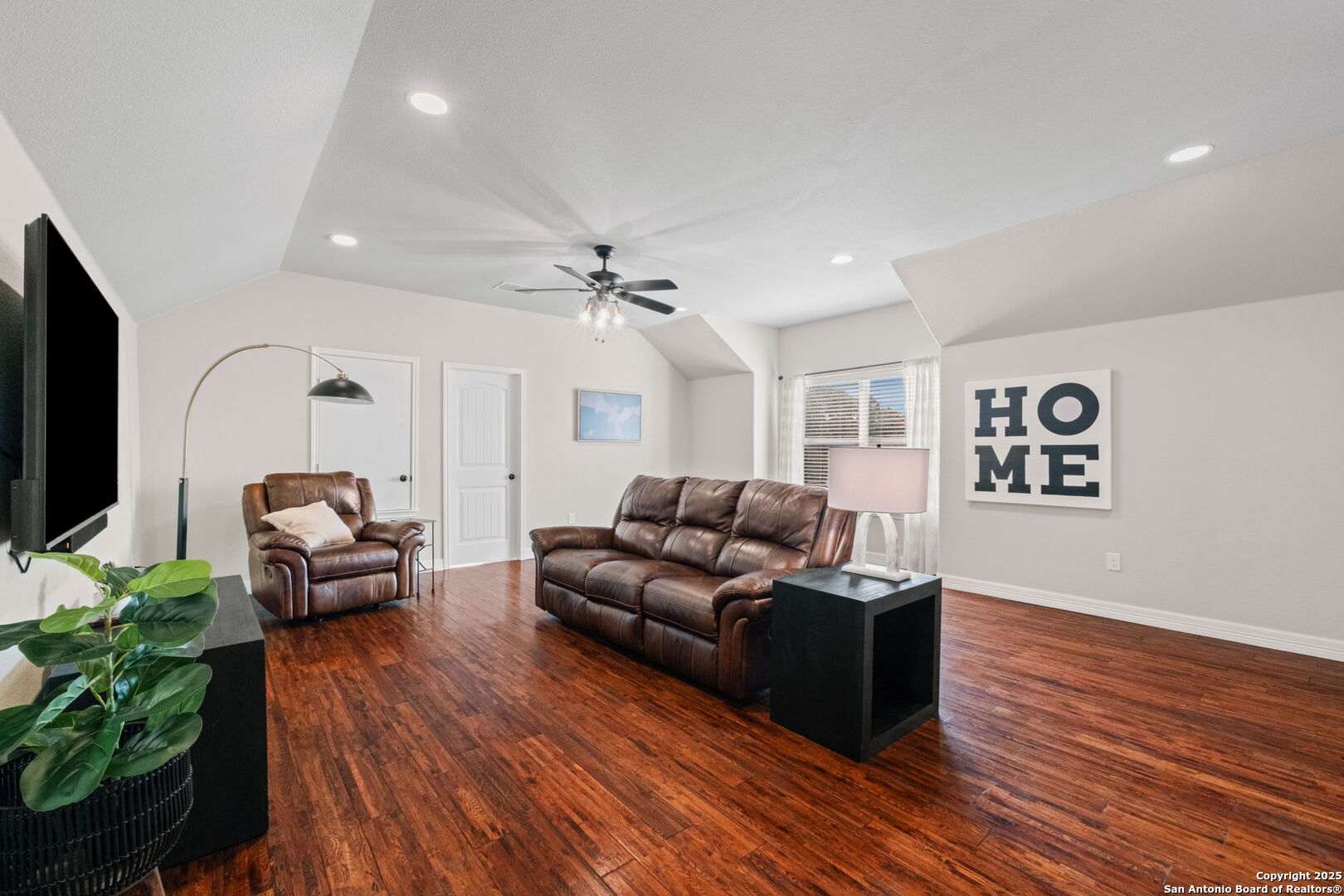 157 Fair Springs
