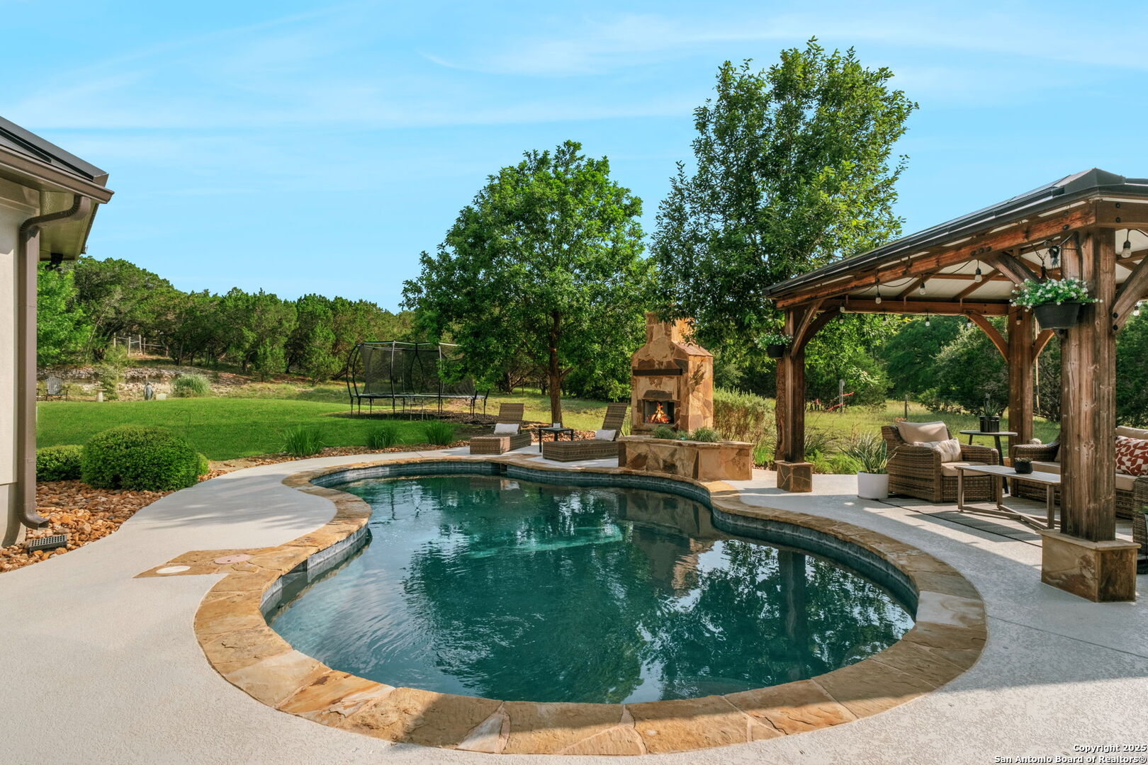 157 Fair Springs