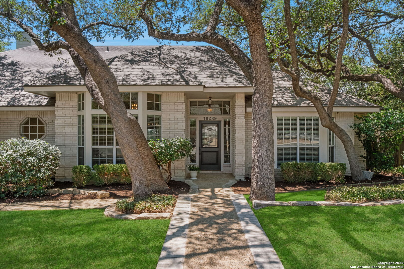 16239 Deer Crest