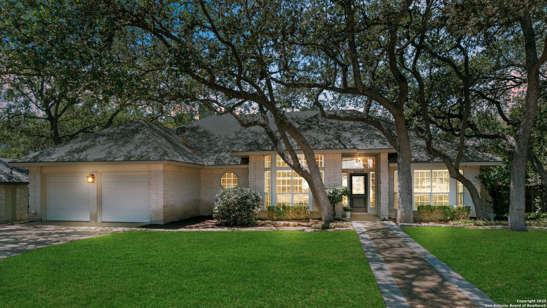 16239 Deer Crest