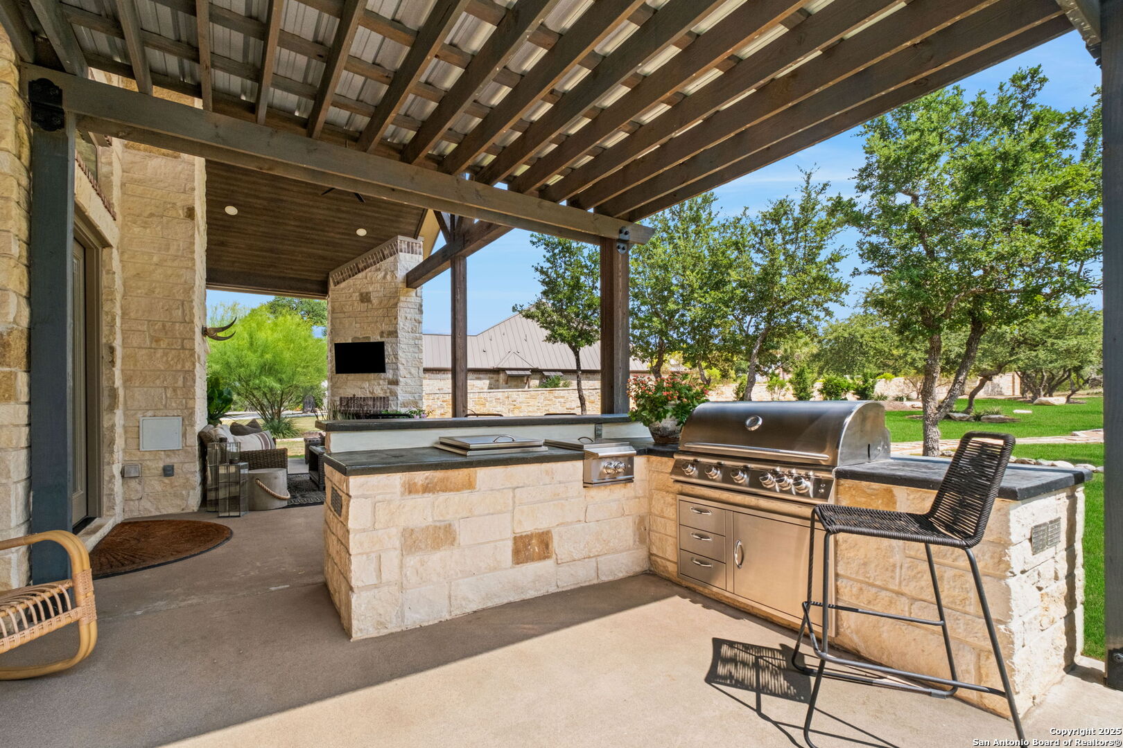 967 Belle Oaks Blvd