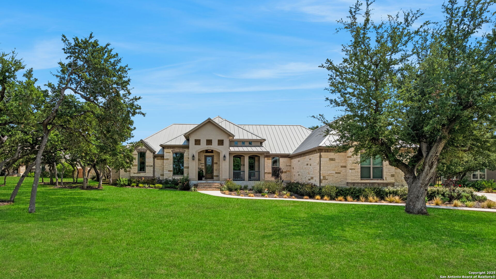 967 Belle Oaks Blvd