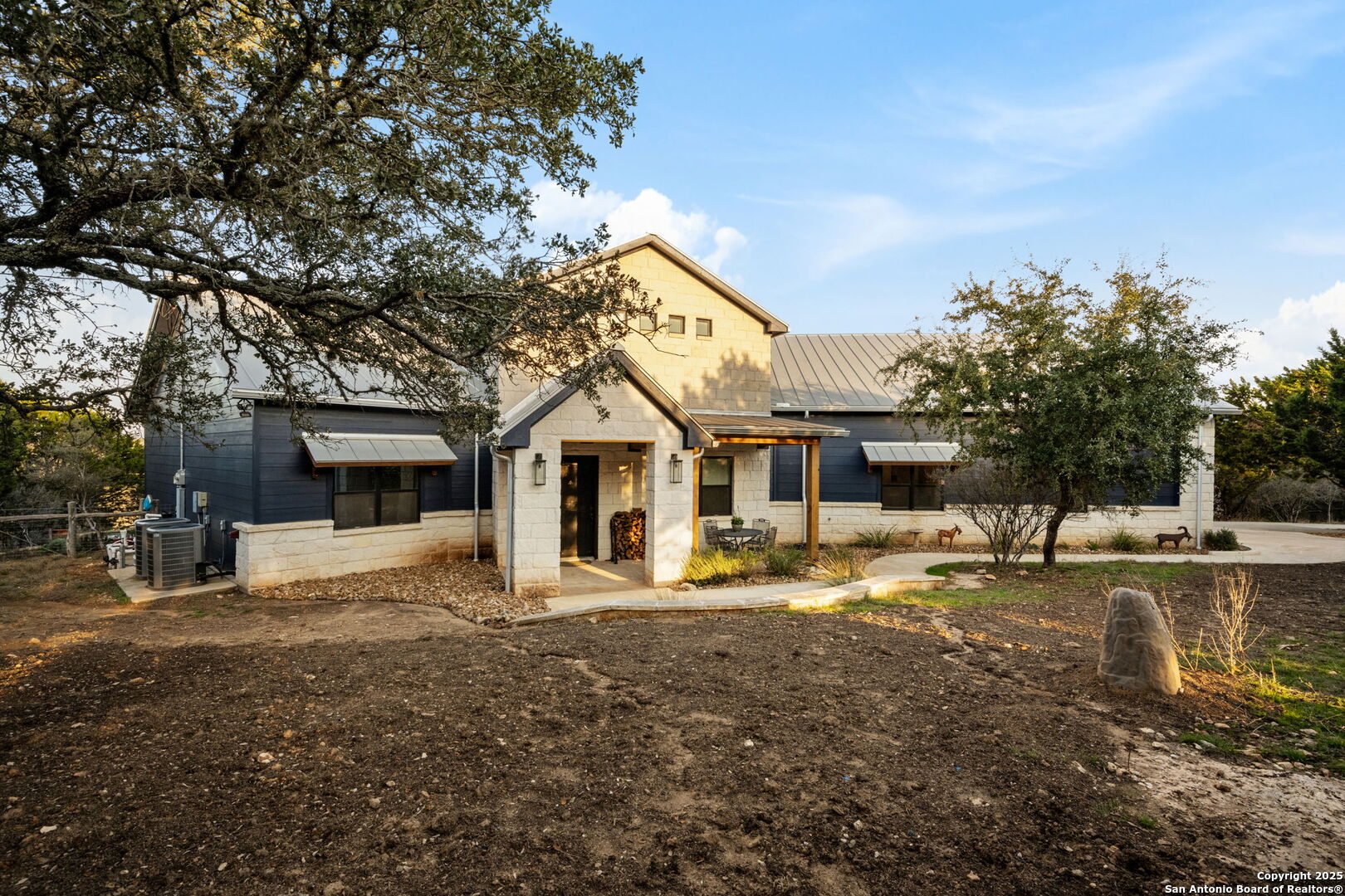 124 Hoskins Trail