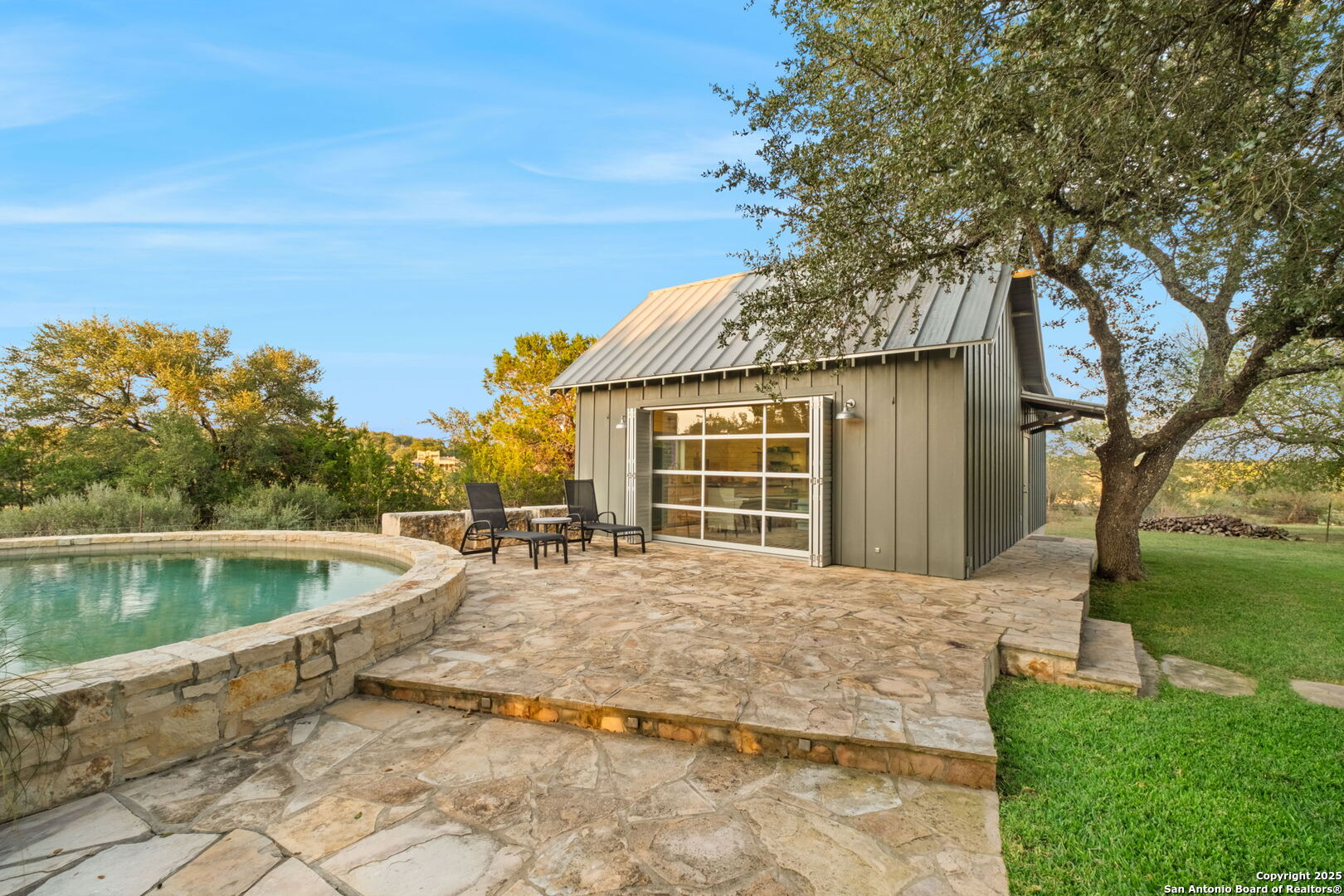 746 Trail Rock Dr