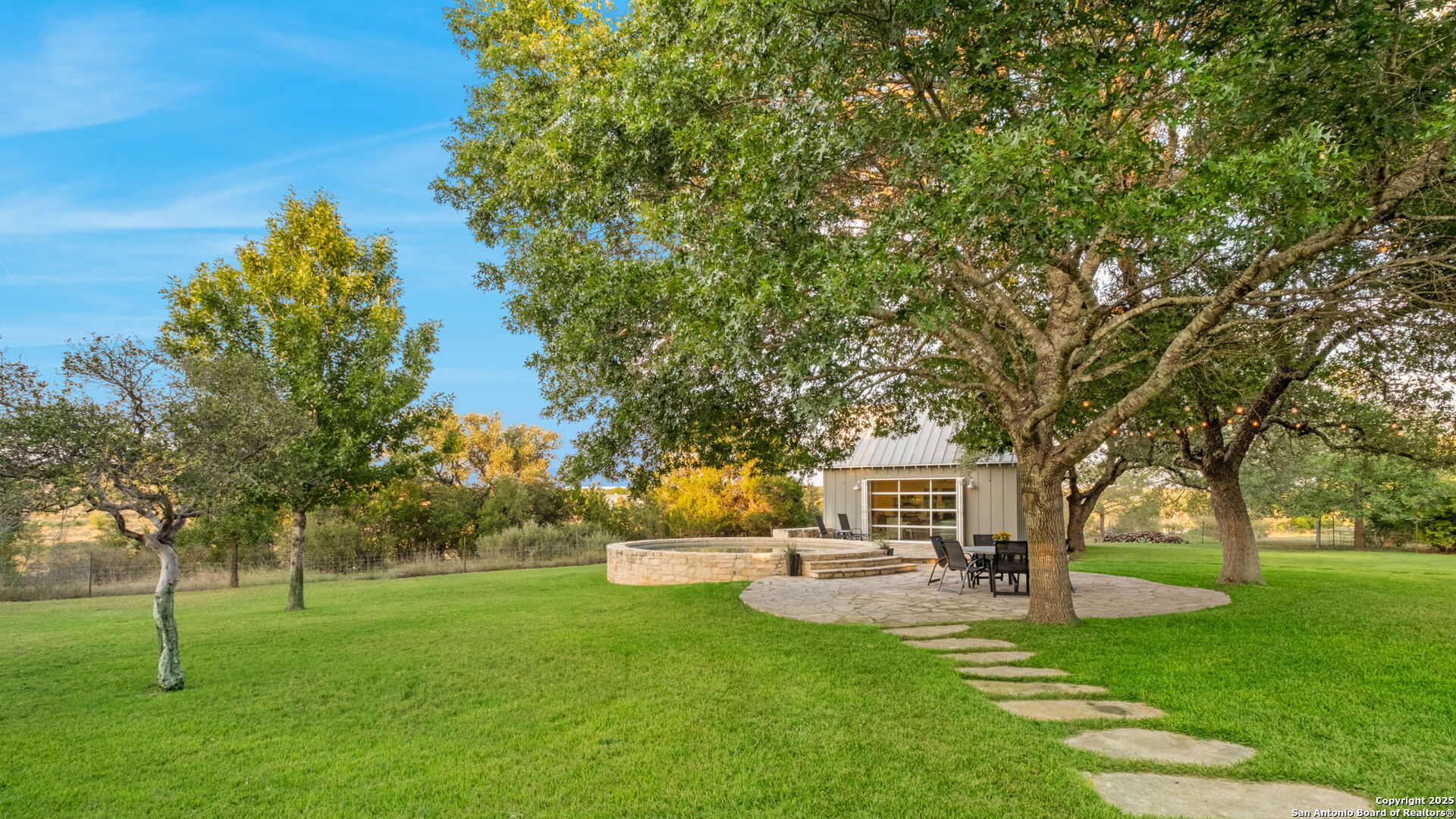 746 Trail Rock Dr