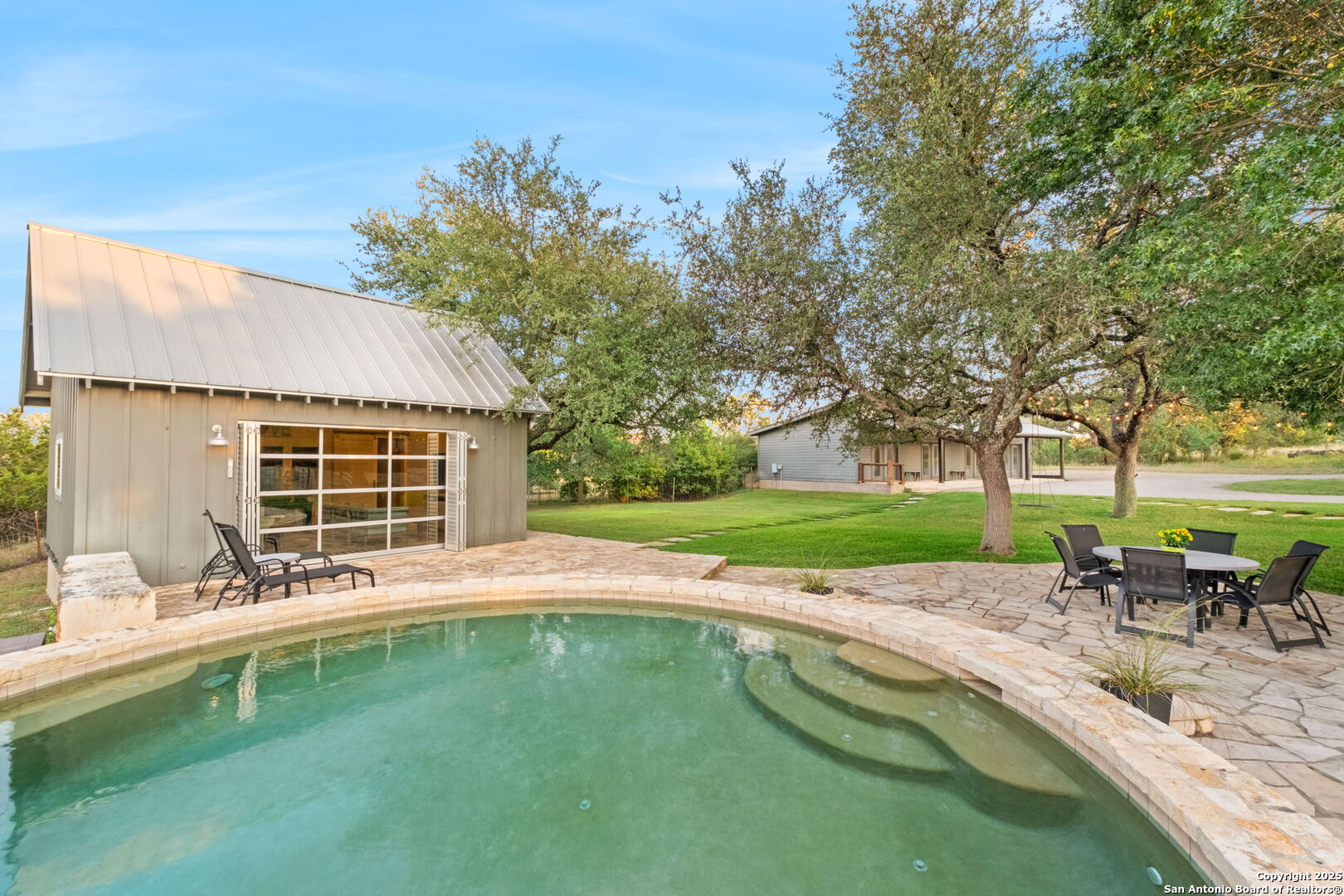746 Trail Rock Dr