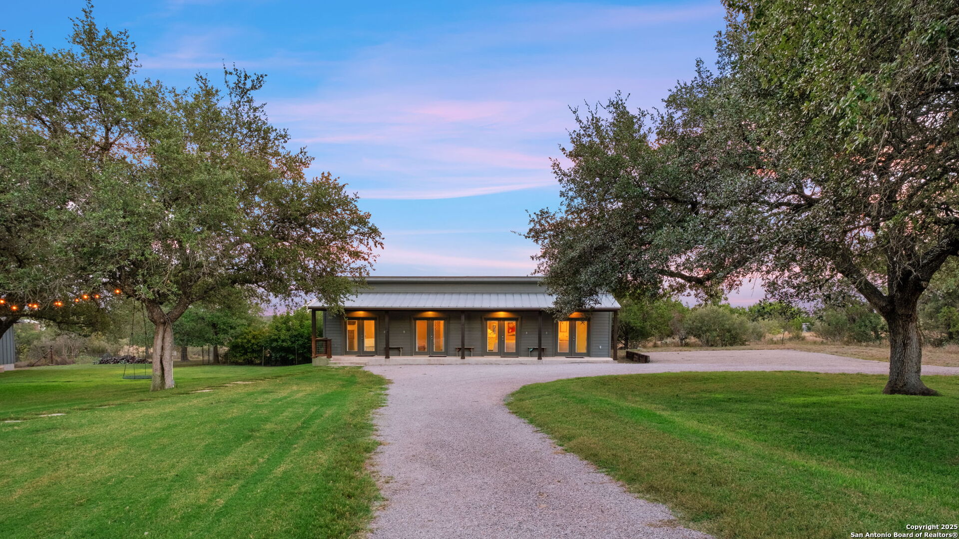 746 Trail Rock Dr