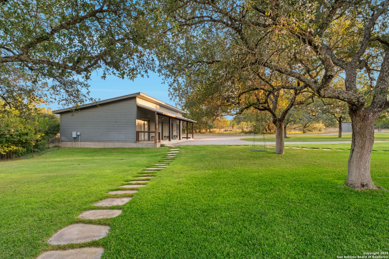 746 Trail Rock Dr