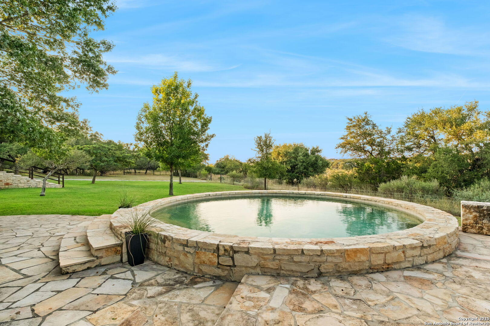 746 Trail Rock Dr