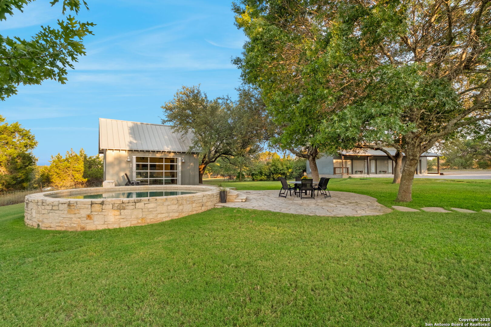 746 Trail Rock Dr