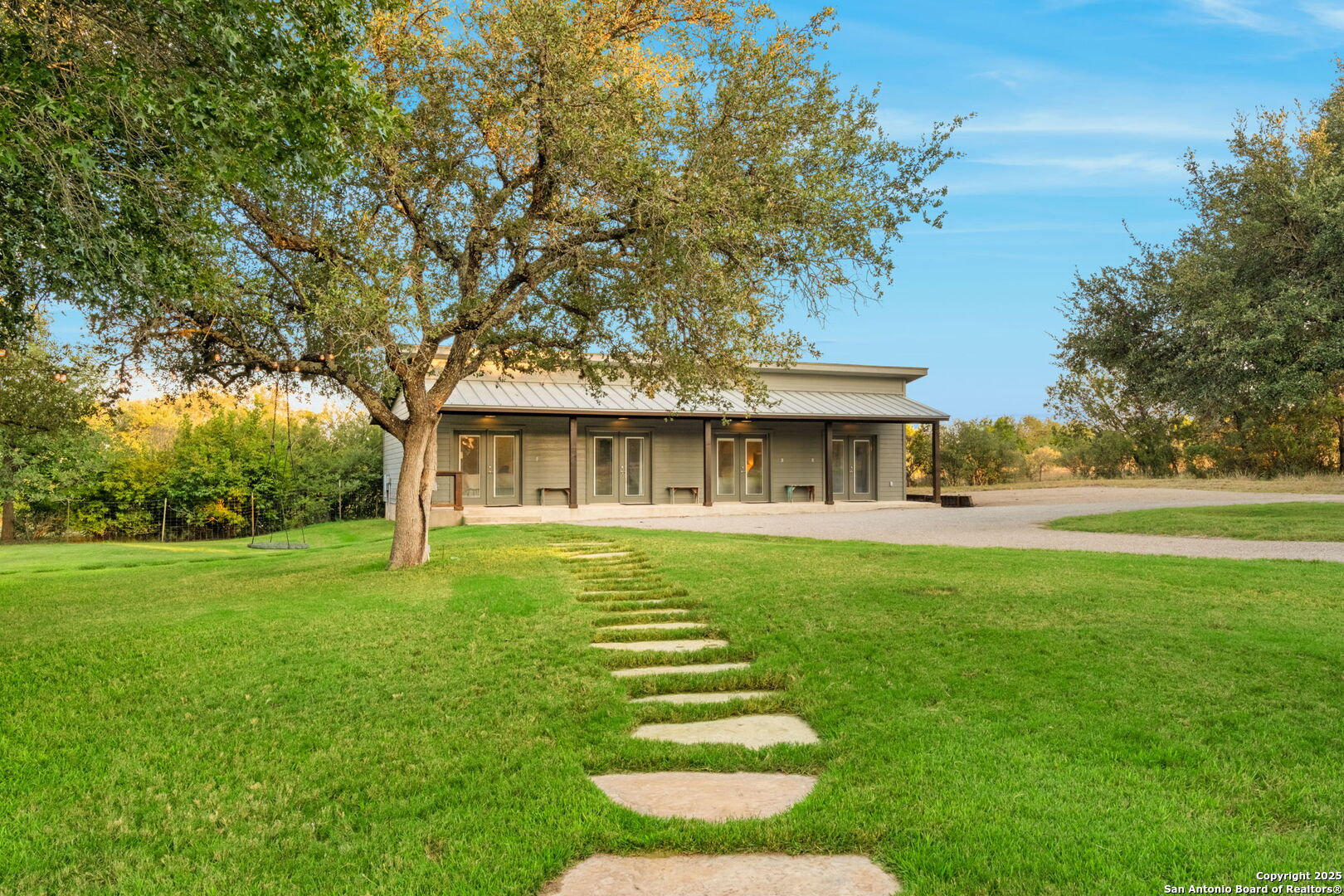 746 Trail Rock Dr