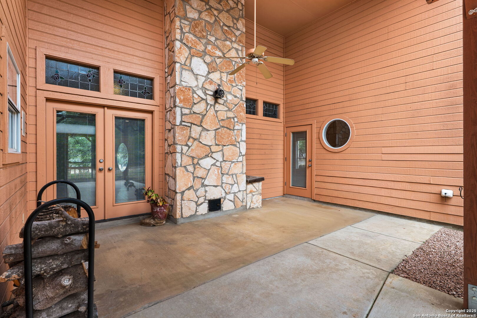 115 Sage Oaks Trail