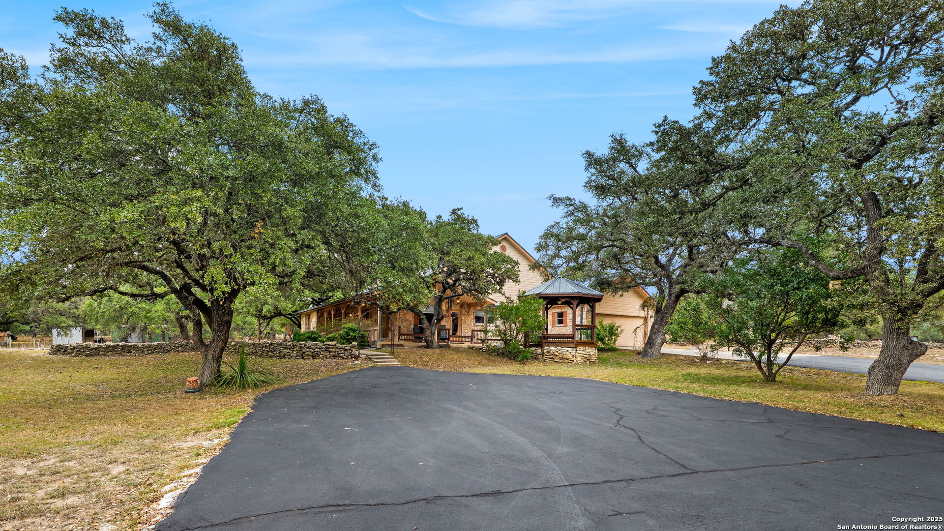 115 Sage Oaks Trail