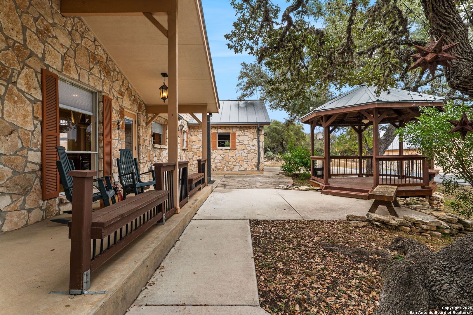 115 Sage Oaks Trail
