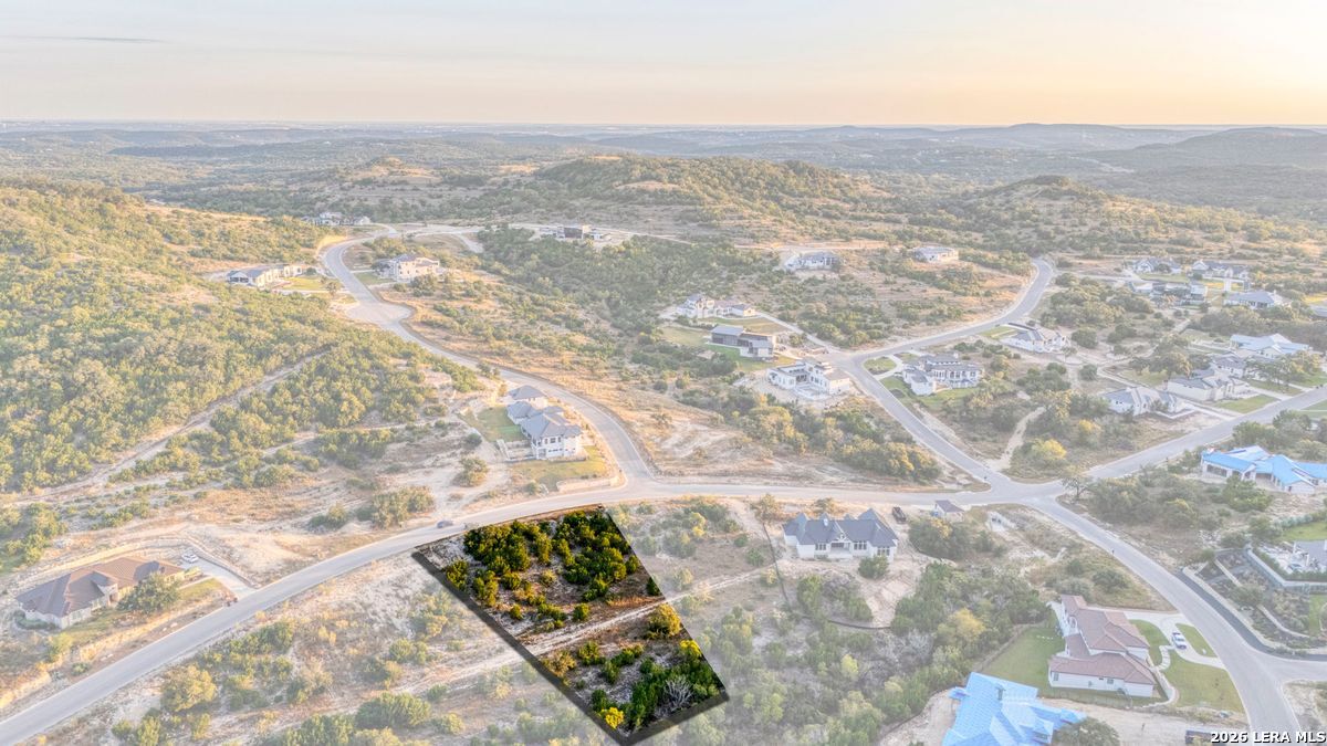 10847 Nina Ridge