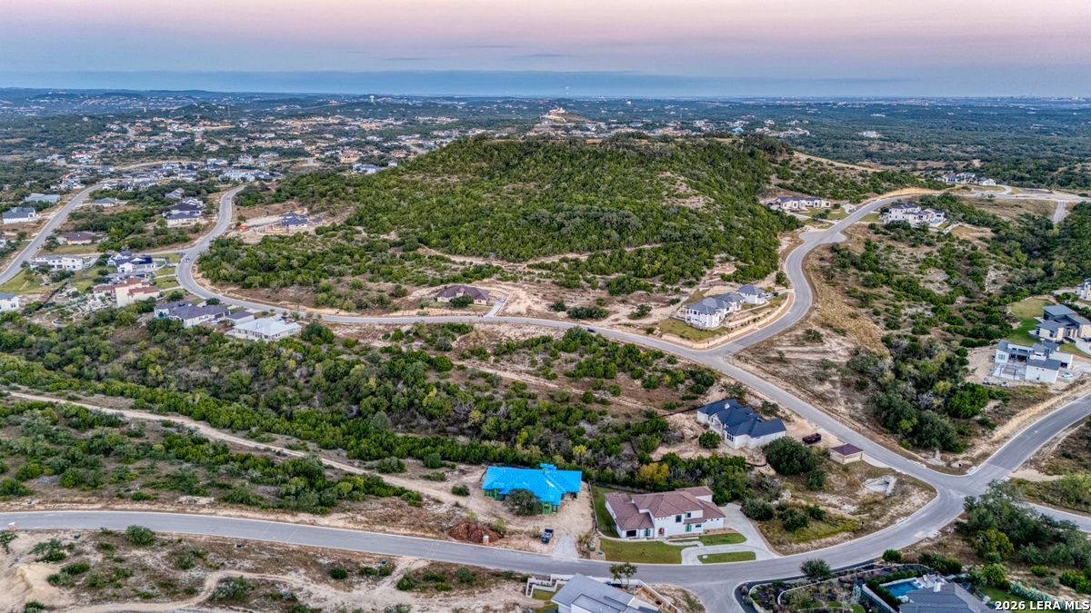 10847 Nina Ridge