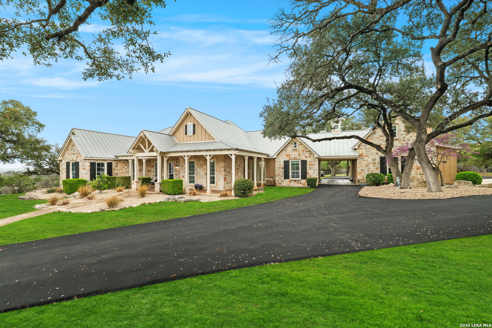 111 Greystone Circle