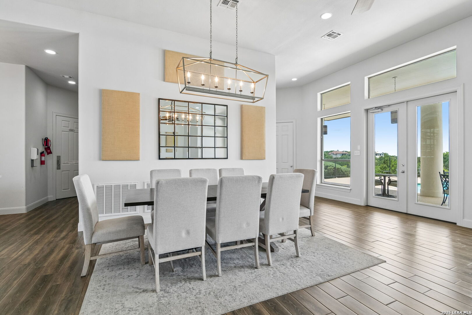 428 Paradise Point