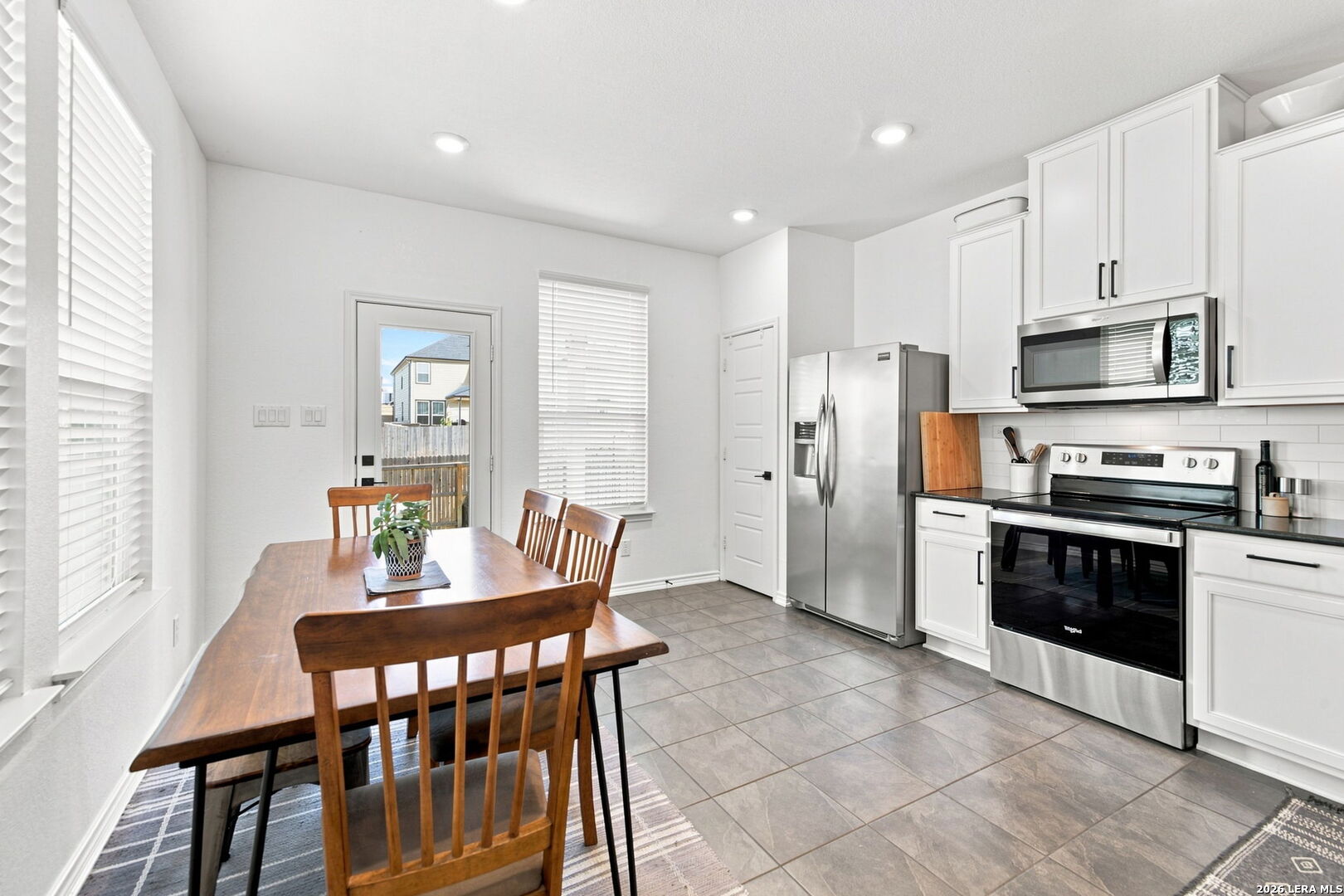 111 E FLOWING RIVER DR