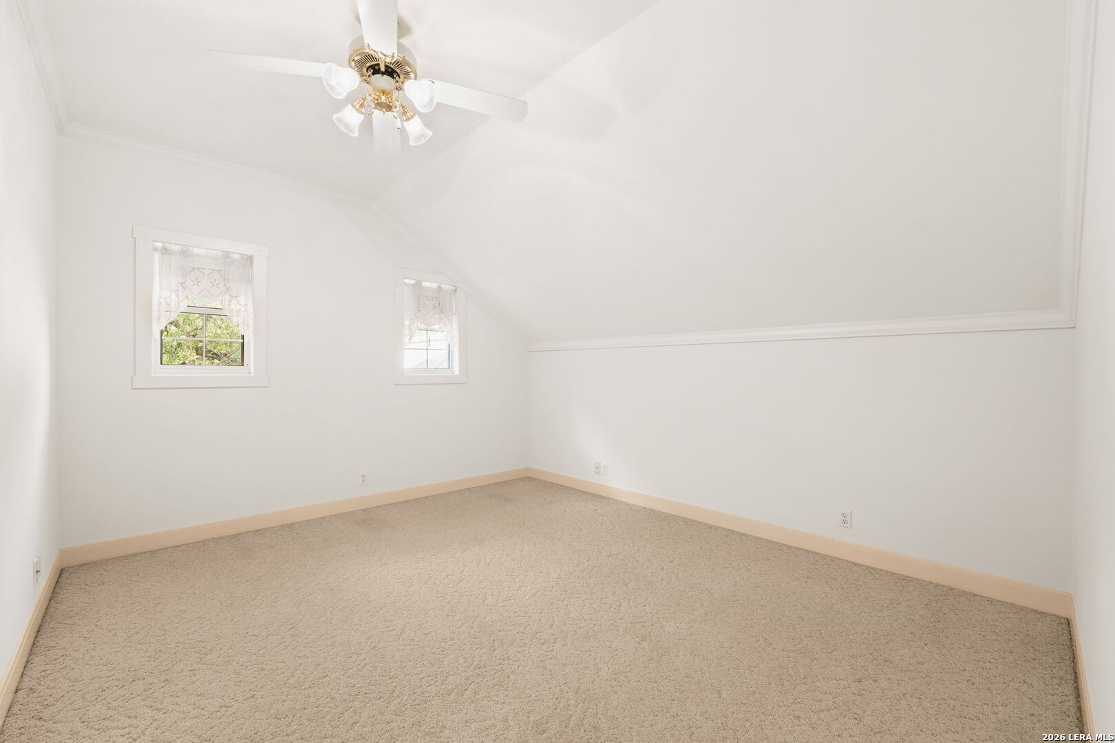 8520 ALYDAR CIR