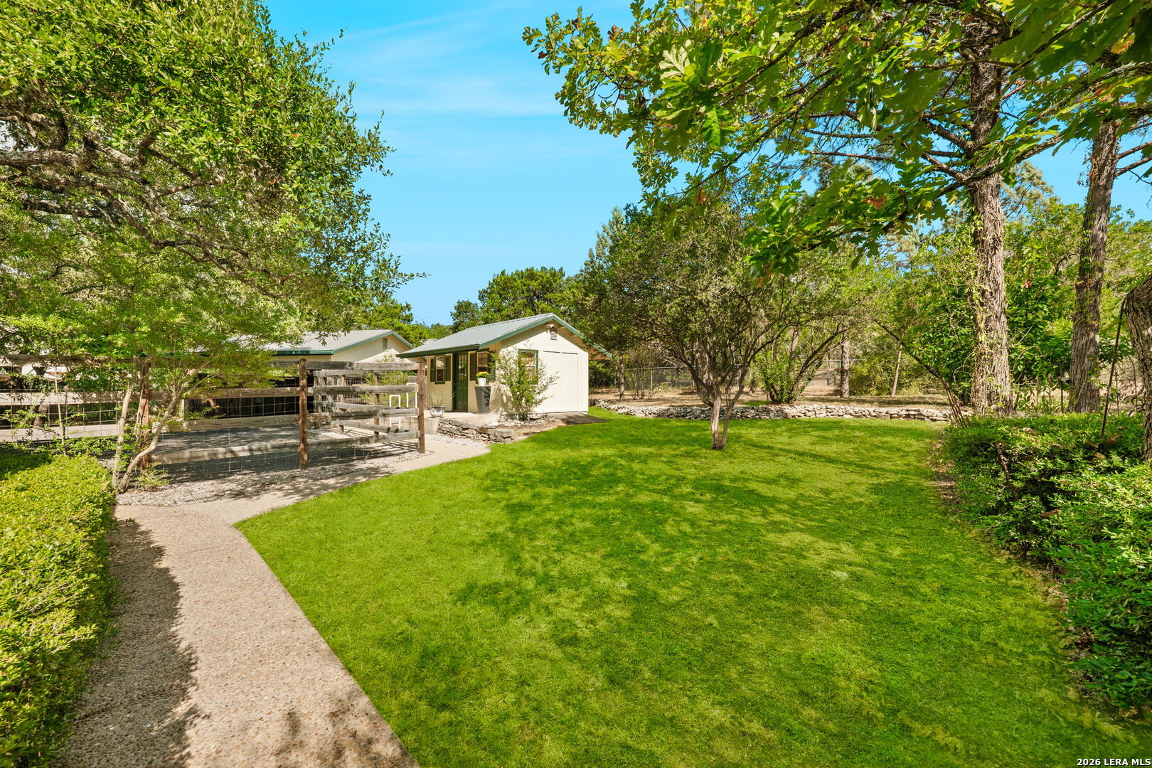 8520 ALYDAR CIR
