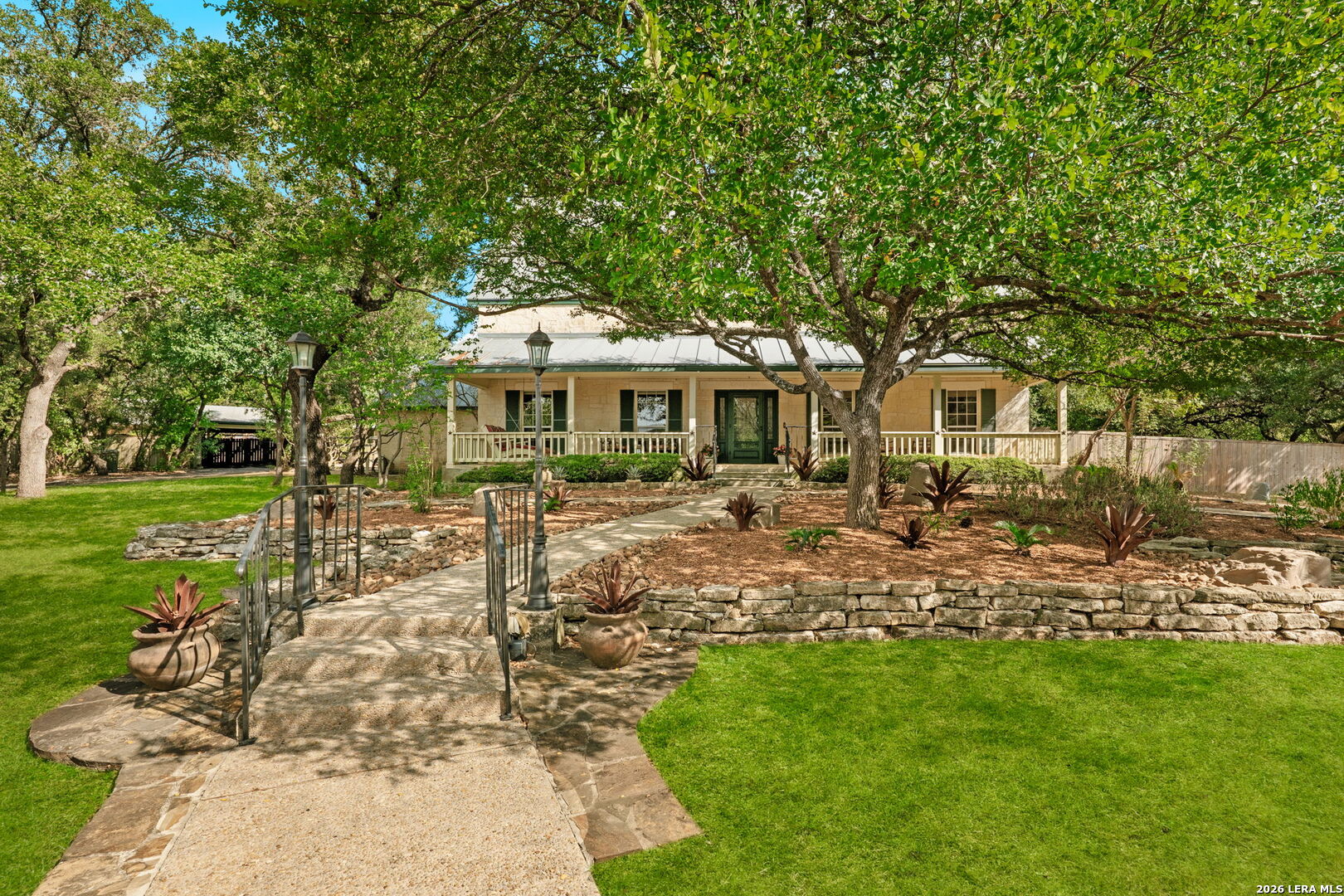 8520 ALYDAR CIR