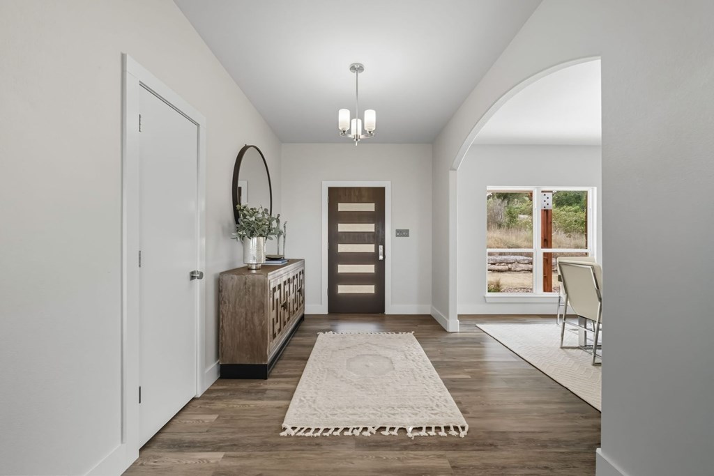128 Skylight Trl