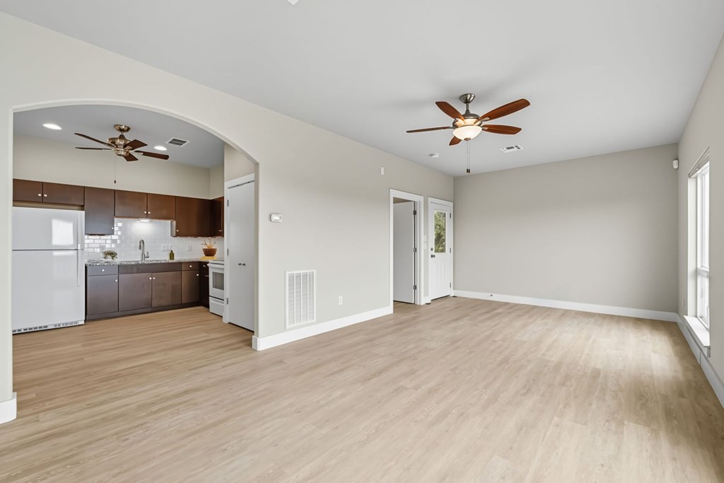 128 Skylight Trl