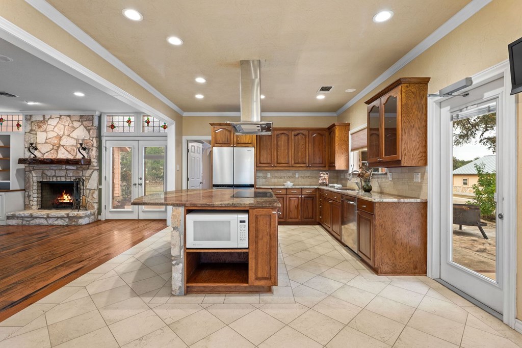 115 Sage Oaks Trl