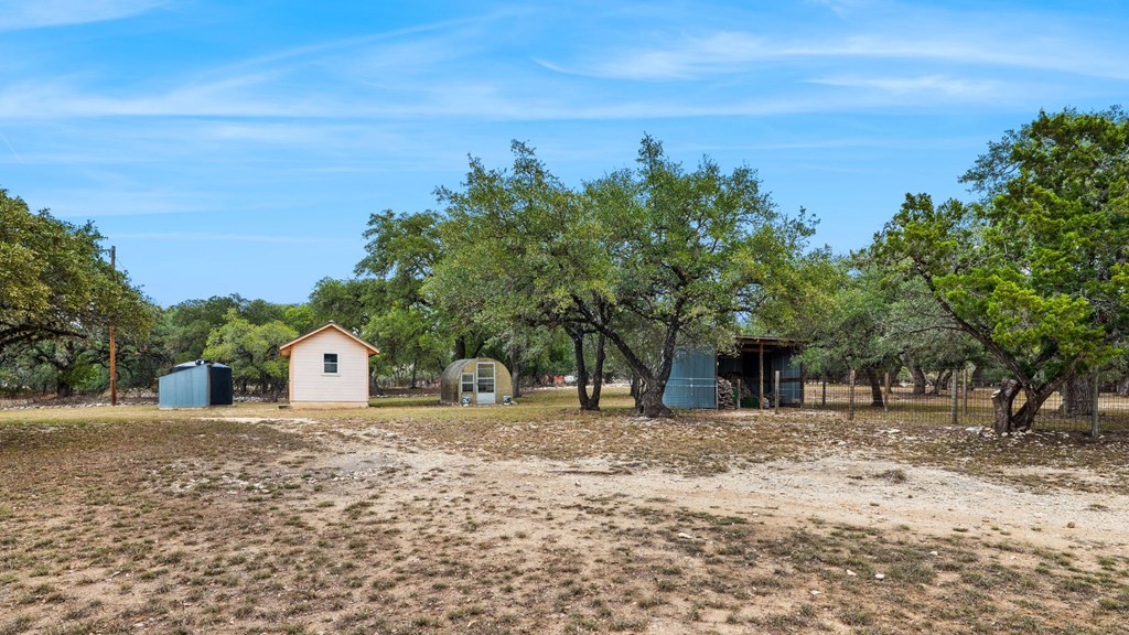 115 Sage Oaks Trl