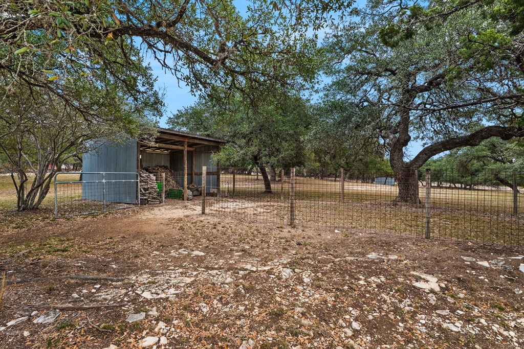 115 Sage Oaks Trl