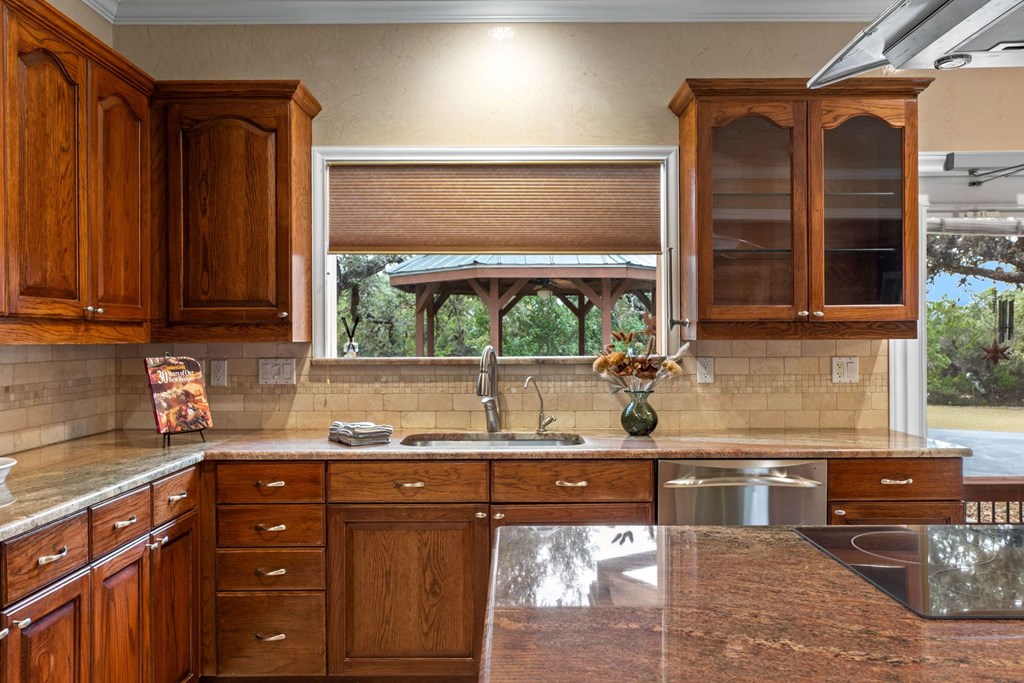 115 Sage Oaks Trl