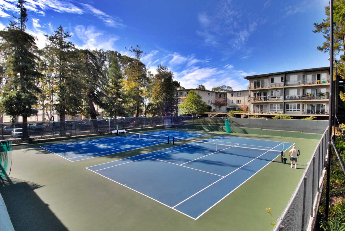 800 N Delaware ST 408